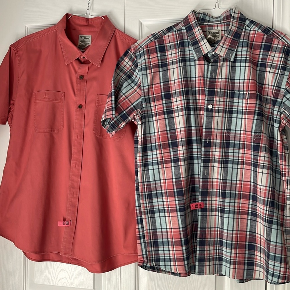 LLBean men’s traditional fit short sleeve shirts. Size Large-Reg. Lot of 2.